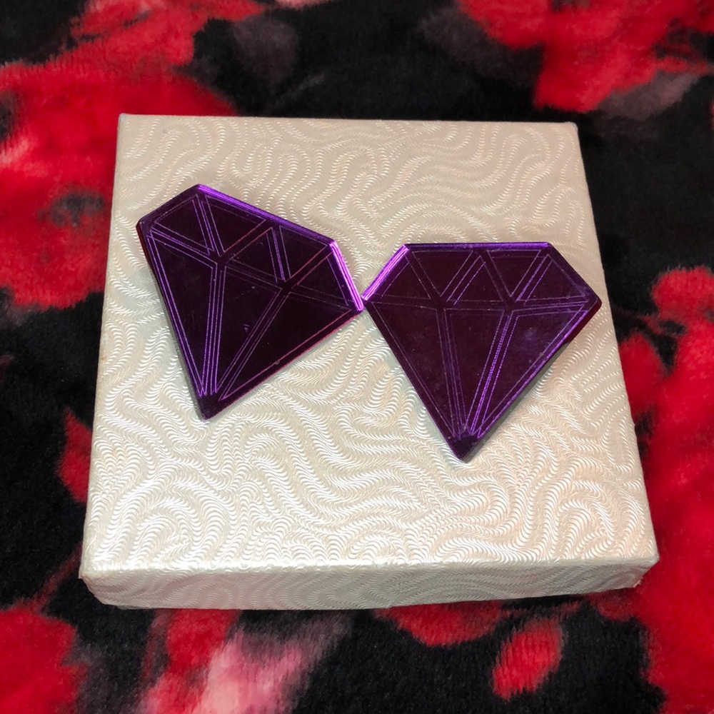 Purple Rain Diamond-shaped Earrings